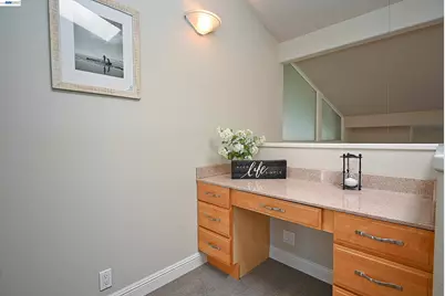 3320 Kimberly Way, San Mateo, CA 94403 - Photo 32