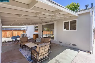17381 Via La Jolla, San Lorenzo, CA 94580 - Photo 28