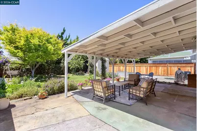 17381 Via La Jolla, San Lorenzo, CA 94580 - Photo 20