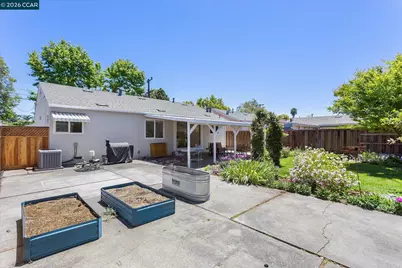 17381 Via La Jolla, San Lorenzo, CA 94580 - Photo 26