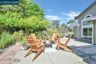 2246 Bridgeport Way, Martinez, CA 94553 - Photo 32