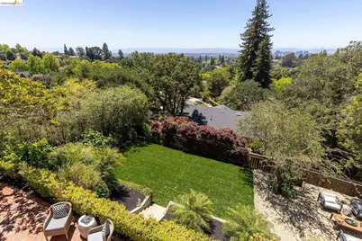 110 Somerset Rd, Piedmont, CA 94611 - Photo 60