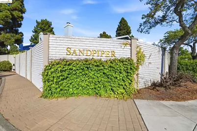 2487 Heathrow Ln, San Leandro, CA 94577 - Photo 44