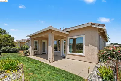 979 Centennial Dr, Brentwood, CA 94513 - Photo 26
