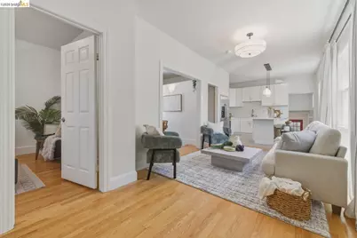 1116 20th St, Oakland, CA 94606 - Photo 2