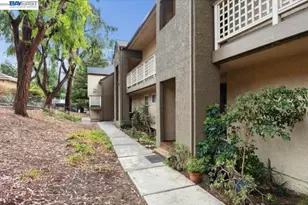 680 Dartmore Ln, Hayward, CA 94544 - Photo 32