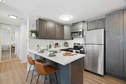 199 Montecito Ave #305, Oakland, CA 94610 - Photo 10