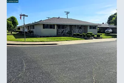 750 Greenwood Dr, Lodi, CA 95240 - Photo 2