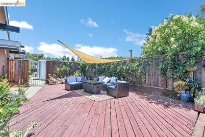 1249 Heavenly Dr, Martinez, CA 94553 - Photo 8