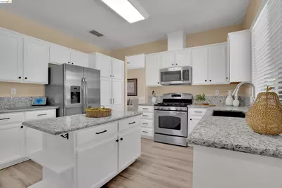 1109 Mill Creek Way, Brentwood, CA 94513 - Photo 2