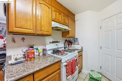 5936 Martin Luther King Jr Way, Oakland, CA 94609 - Photo 50