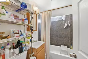 5936 Martin Luther King Jr Way, Oakland, CA 94609 - Photo 16