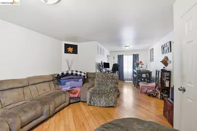 5936 Martin Luther King Jr Way, Oakland, CA 94609 - Photo 64