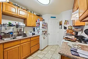 5936 Martin Luther King Jr Way, Oakland, CA 94609 - Photo 56