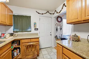 5936 Martin Luther King Jr Way, Oakland, CA 94609 - Photo 58