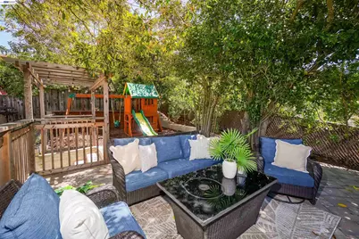 2120 Strang Ave, Castro Valley, CA 94578 - Photo 28