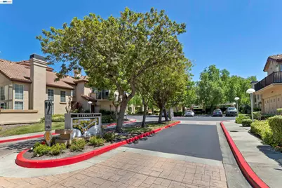 7722 Chantilly Dr, Dublin, CA 94568 - Photo 46