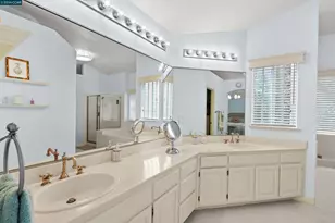 5300 Clearbrook Dr, Concord, CA 94521 - Photo 20