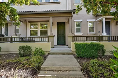 2334 Morrow St, Hayward, CA 94541 - Photo 2