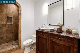 800 Hamilton Dr, Pleasant Hill, CA 94523 - Photo 70
