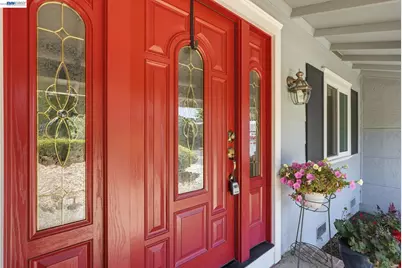 107 Hazelwood Pl, Moraga, CA 94556 - Photo 4