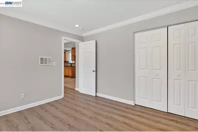 2836 Myrtle St, Oakland, CA 94608 - Photo 52