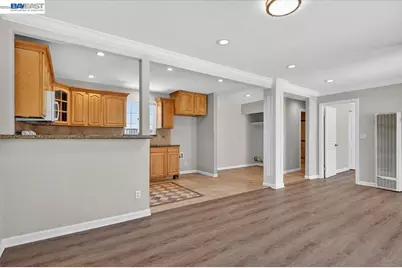 2836 Myrtle St, Oakland, CA 94608 - Photo 42