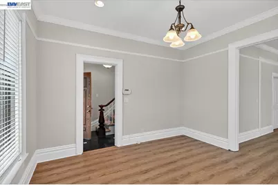 2836 Myrtle St, Oakland, CA 94608 - Photo 16