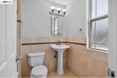 2836 Myrtle St, Oakland, CA 94608 - Photo 20