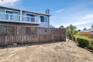 2279 Clearview Cir, Benicia, CA 94510 - Photo 30