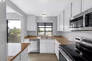 2279 Clearview Cir, Benicia, CA 94510 - Photo 8