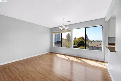 2279 Clearview Cir, Benicia, CA 94510 - Photo 4