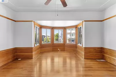 3246 Mlk Jr. Way, Oakland, CA 94609 - Photo 4