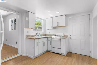 3246 Mlk Jr. Way, Oakland, CA 94609 - Photo 36
