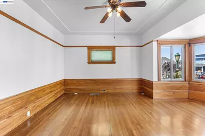 3246 Mlk Jr. Way, Oakland, CA 94609 - Photo 8