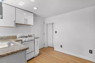 3246 Mlk Jr Way, Oakland, CA 94609 - Photo 40