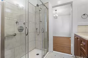 3246 Mlk Jr Way, Oakland, CA 94609 - Photo 22