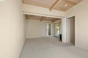 7279 Snake Rd, Oakland, CA 94611 - Photo 14