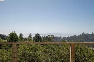 7279 Snake Rd, Oakland, CA 94611 - Photo 30