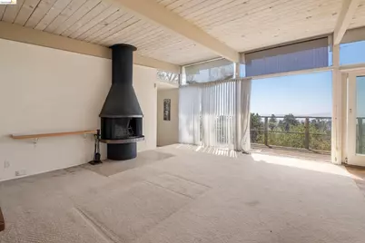 7279 Snake Rd, Oakland, CA 94611 - Photo 2