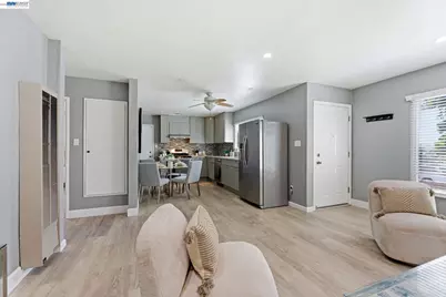 1839 Hill Ave, Hayward, CA 94541 - Photo 12