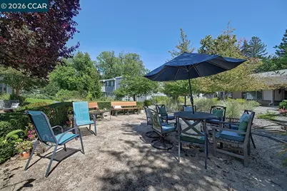 3136 Tice Creek Dr #5, Walnut Creek, CA 94595 - Photo 38