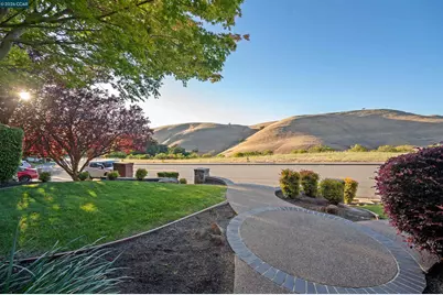 1020 Pebble Beach Dr, Clayton, CA 94517 - Photo 4
