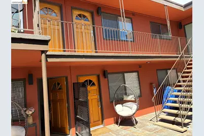 1728 7th St, Berkeley, CA 94710 - Photo 2