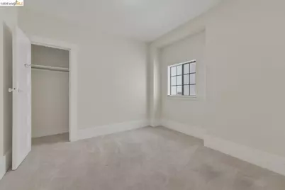 340 Foothill Blvd, Oakland, CA 94606 - Photo 12
