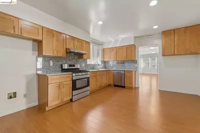 340 Foothill Blvd, Oakland, CA 94606 - Photo 20