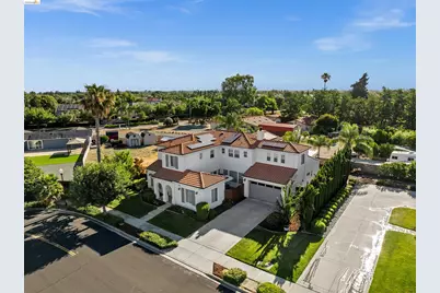 1596 Cherry Blossom Ct, Brentwood, CA 94513 - Photo 2