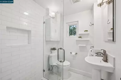 996 Hawthorne Dr, Lafayette, CA 94549 - Photo 22