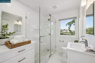 996 Hawthorne Dr, Lafayette, CA 94549 - Photo 18