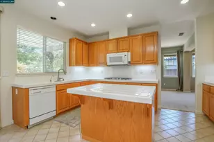 333 San Marino Ln, Brentwood, CA 94513 - Photo 8